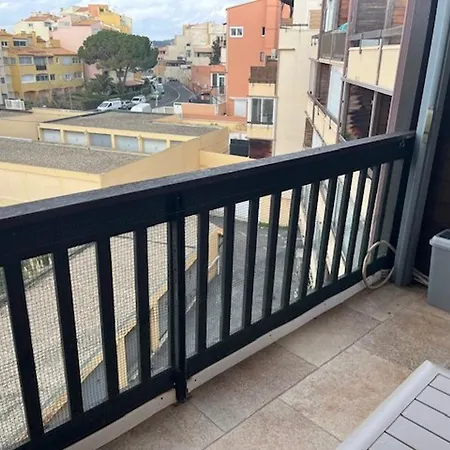 Апартаменти 2 Pieces Climatise, 4e Etage, Terrasse, A Pied Des Commerces Et - Fr-1-749-38
